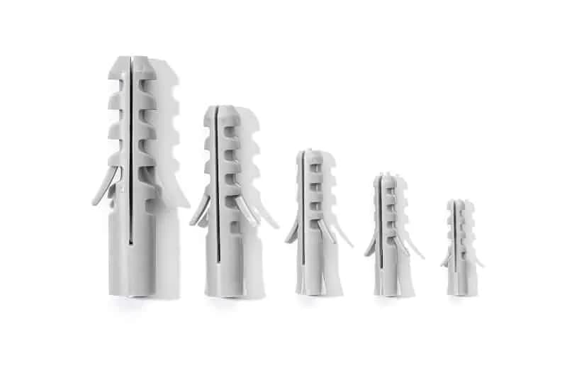 Jakie kołki do legarów wybrać, aby uniknąć problemów z mocowaniem?