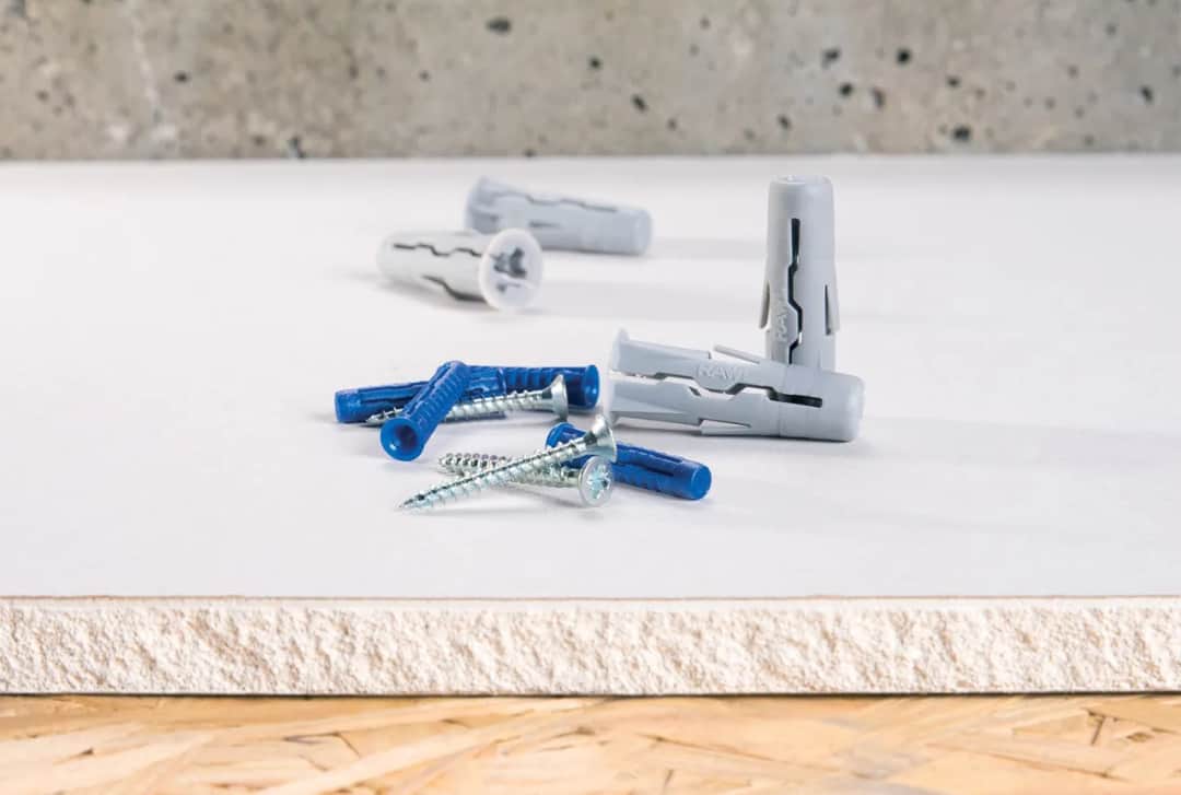 Jakie wiertło do kołka 12 mm wybrać, aby uniknąć problemów z montażem?